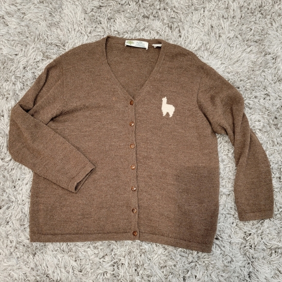 Alpaca Cardigan (Real Alpaca Fiber) - Picture 3 of 7